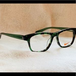 NWT Unisex Nike Glasses